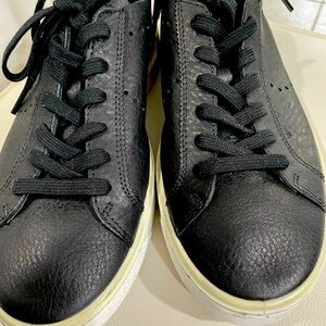 Ecco Women’s Street Tray Sneakers Size 39